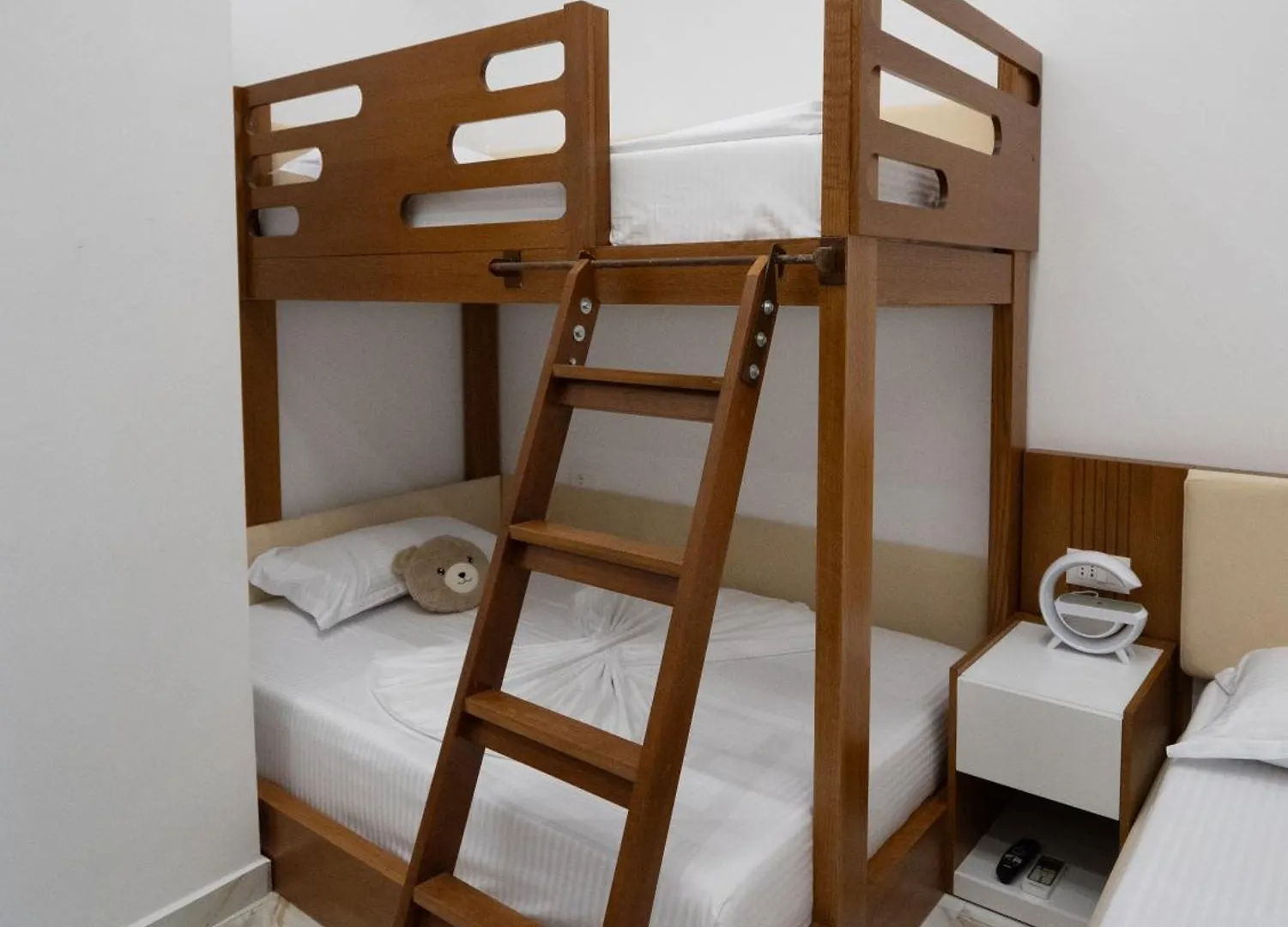 Apartment Dervishaj'S Rooms Durres Albania