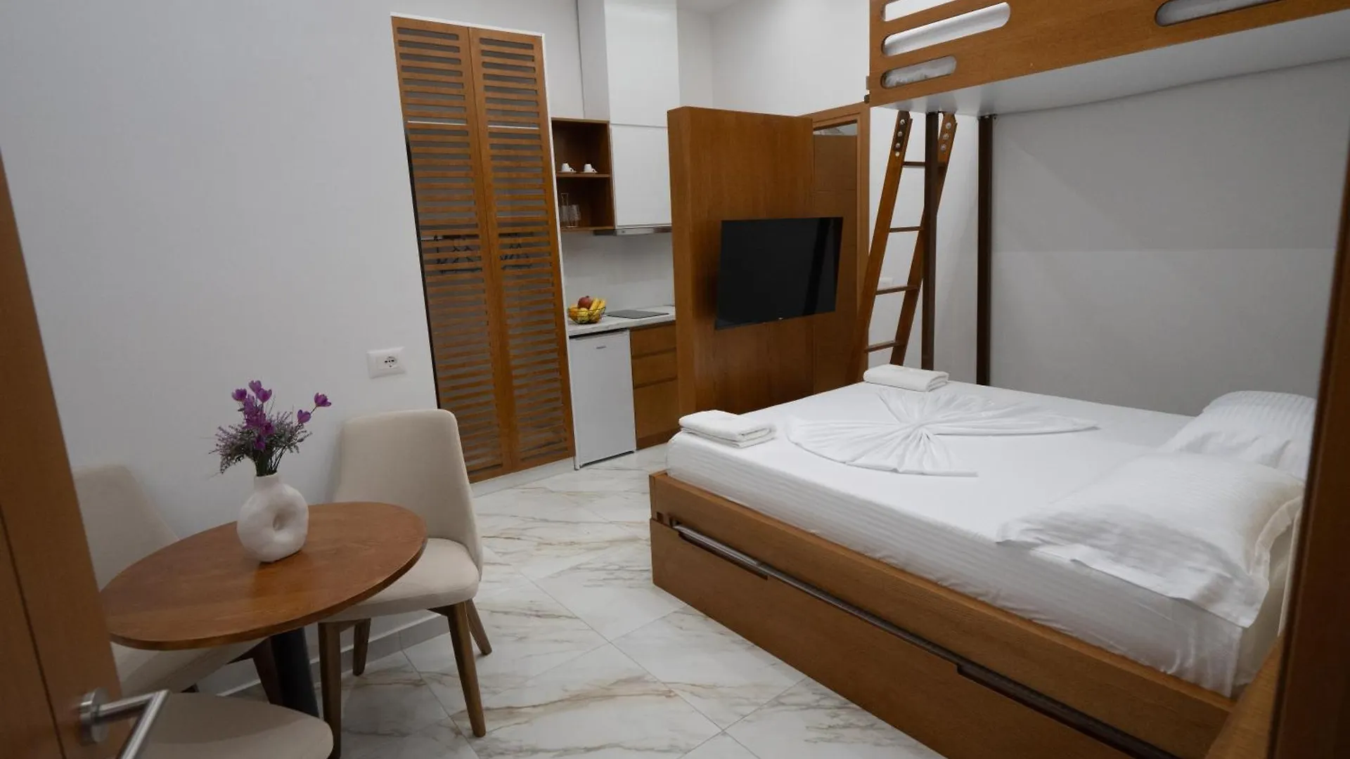 Dervishaj'S Rooms Durres Apartment