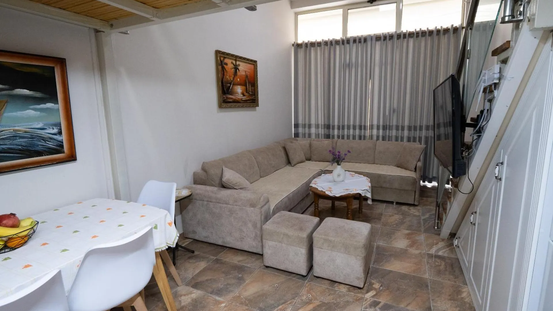 Dervishaj'S Rooms Durres Apartment