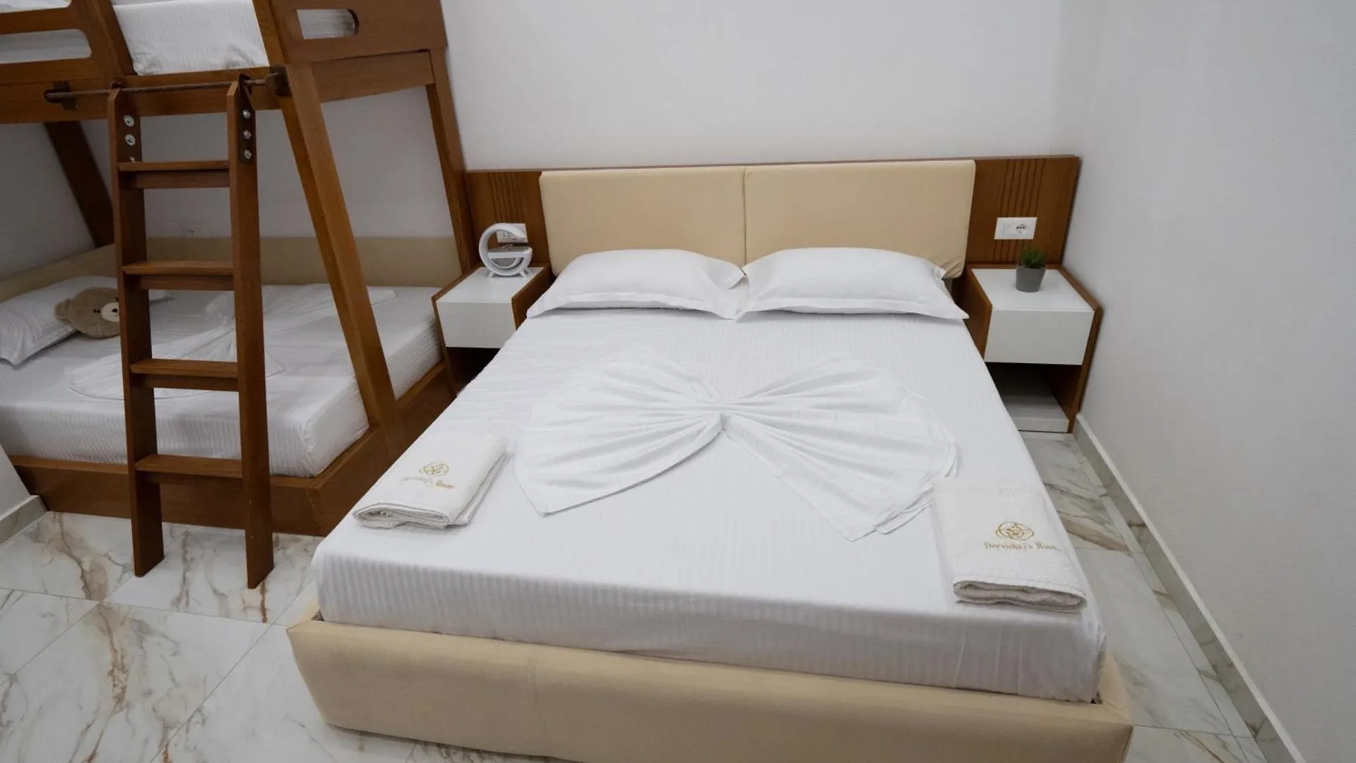 Dervishaj'S Rooms Durres