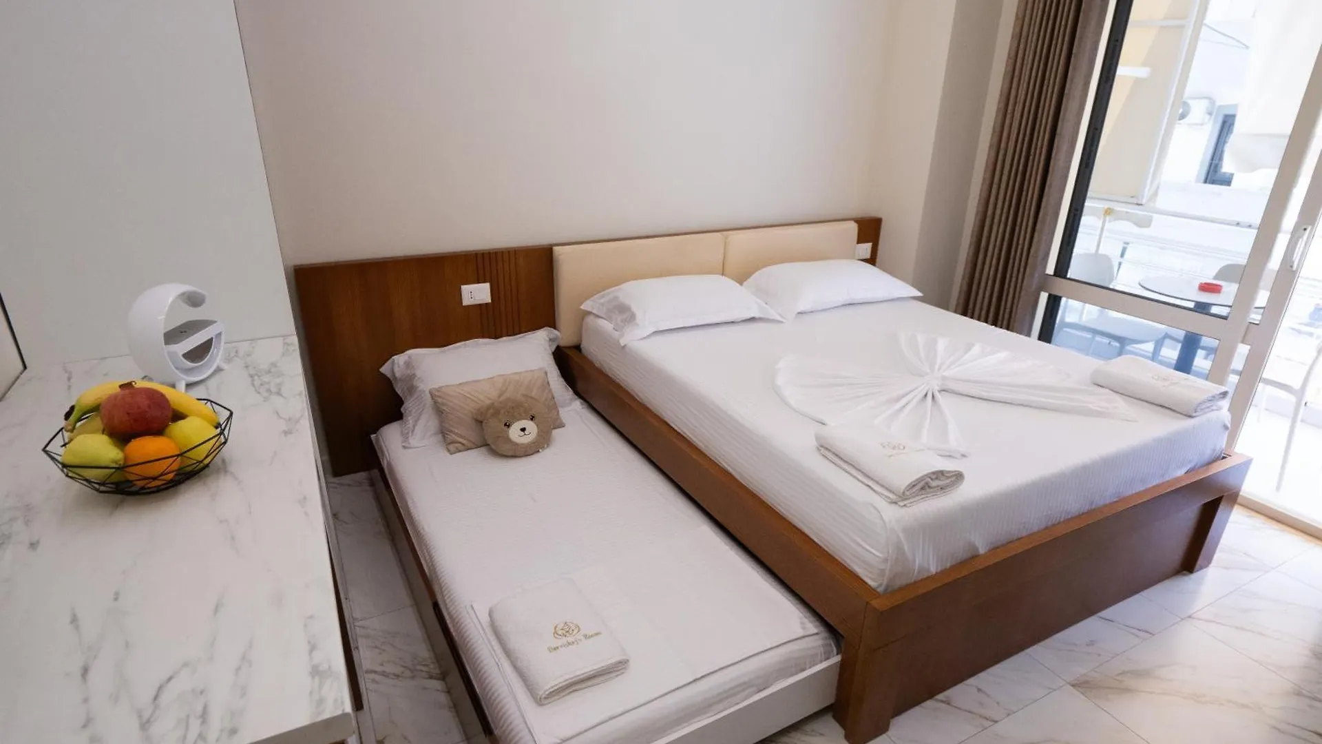 Dervishaj'S Rooms Durres Apartment